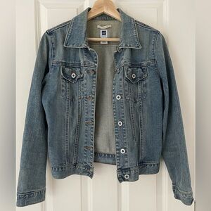GAP Denim Jacket (m)